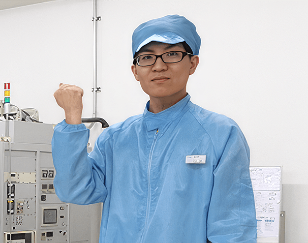 学生時代から培ってきた「蒸着」の知見を現在の仕事に活かし、技術をさらに究める。